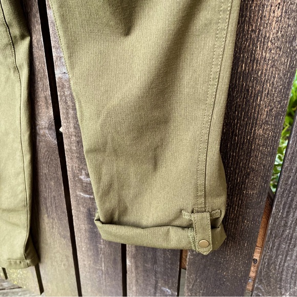 Duluth Trading Co Wm’s Breeze Shooter Slim Leg pant In Olive Green Sz 14 x 33 - Picture 8 of 16